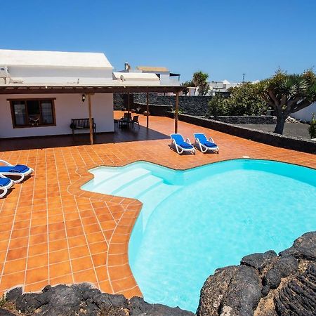 Вилла Casa Lola Lanzarote Piscina Climatizada Y Wifi Free Сан-Бартоломе Экстерьер фото