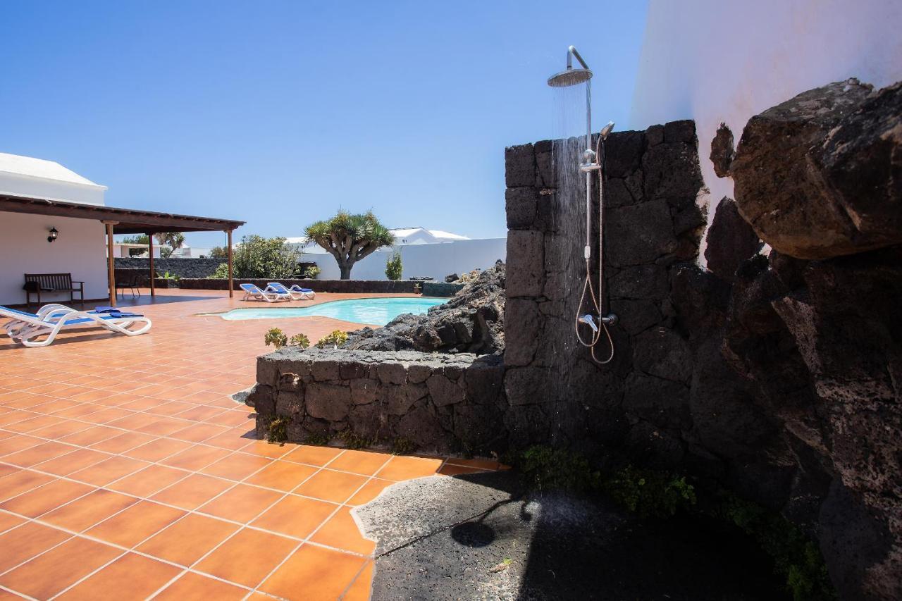 Вилла Casa Lola Lanzarote Piscina Climatizada Y Wifi Free Сан-Бартоломе Экстерьер фото