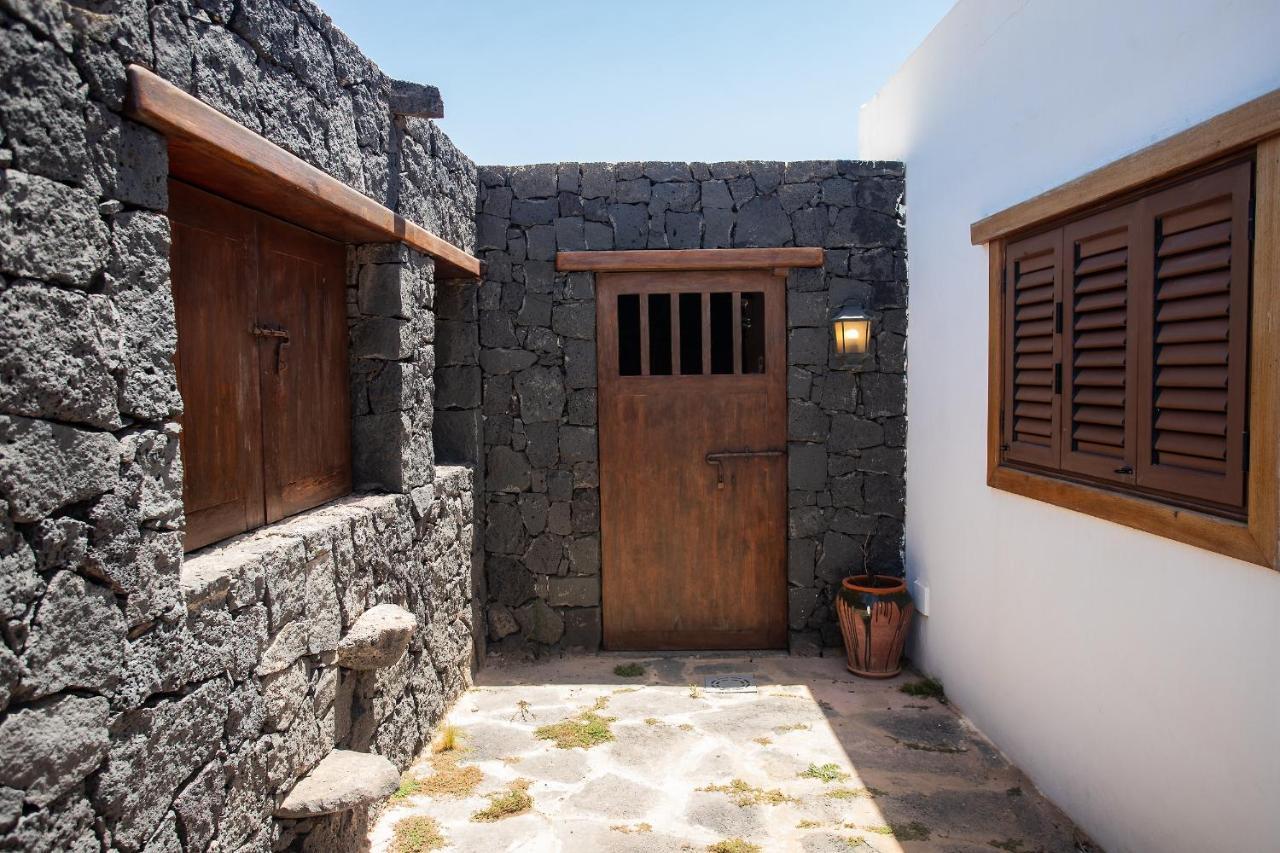 Вилла Casa Lola Lanzarote Piscina Climatizada Y Wifi Free Сан-Бартоломе Экстерьер фото