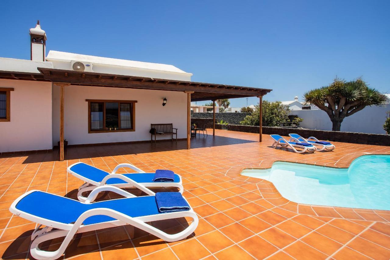 Вилла Casa Lola Lanzarote Piscina Climatizada Y Wifi Free Сан-Бартоломе Экстерьер фото